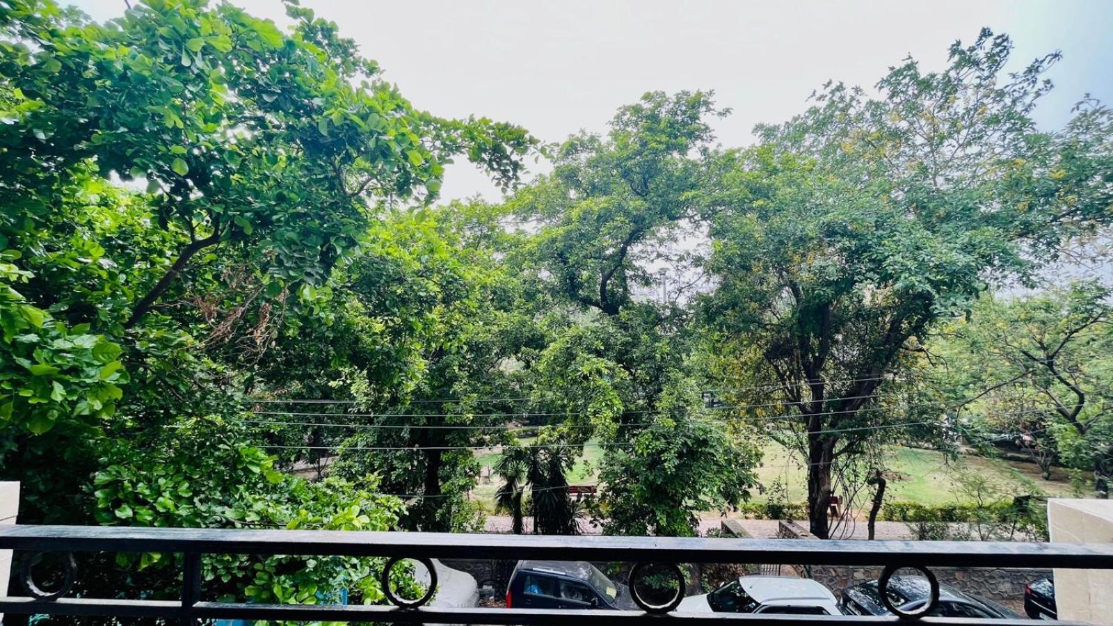 Olive Serviced Apartments - Defence Colony Új-Delhi Szoba fotó