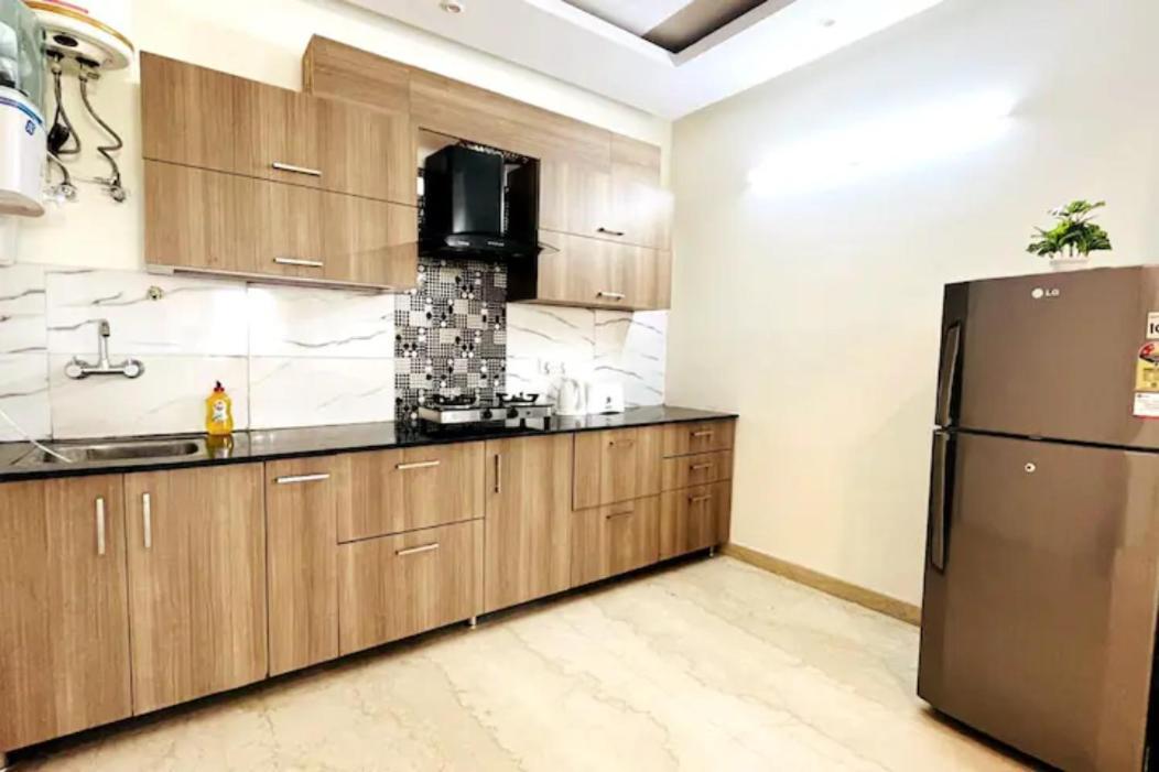 Olive Serviced Apartments - Defence Colony Új-Delhi Kültér fotó