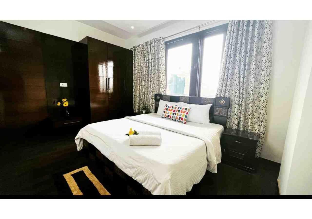 Olive Serviced Apartments - Defence Colony Új-Delhi Kültér fotó